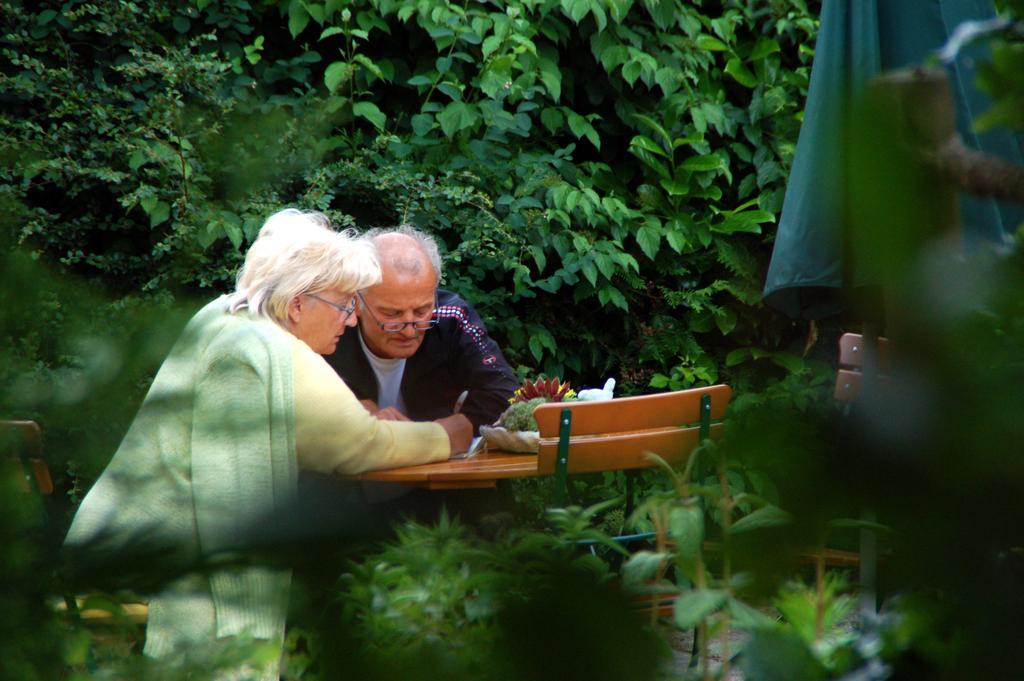 Haeusl Im Park Apartman Bad Birnbach Kültér fotó